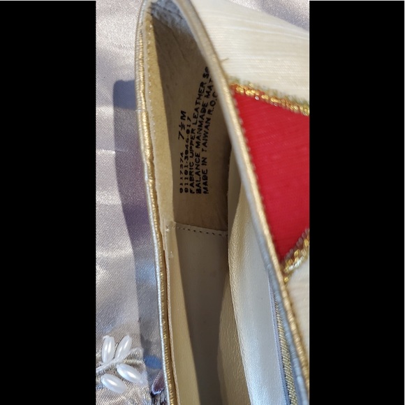 Andrew Geller Red Black and White formal shoes & handbag w/strap set - Picture 9 of 16